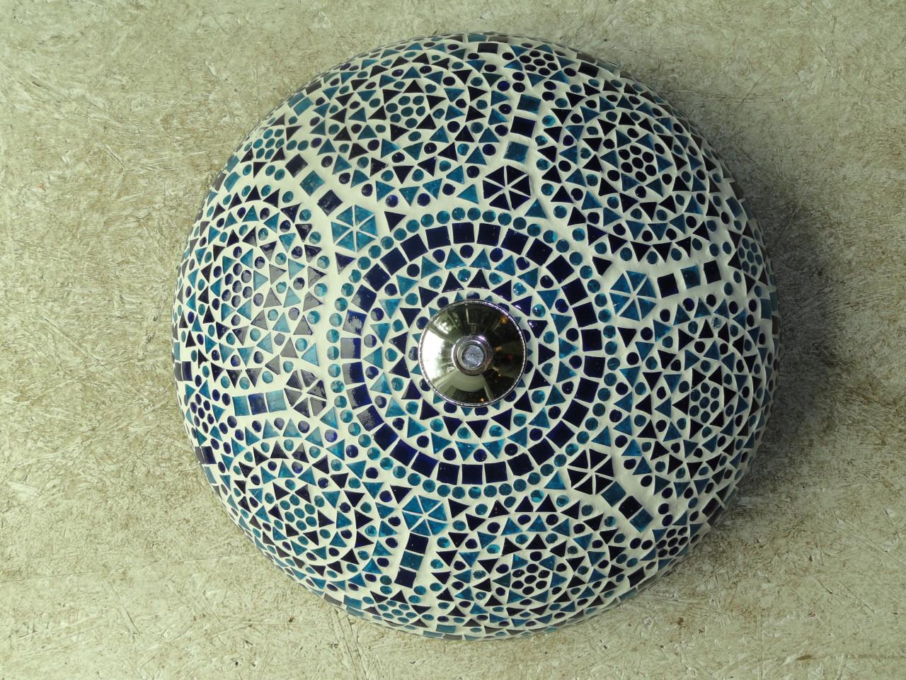 VERLICHTING OM BLIJ VAN TE WORDEN