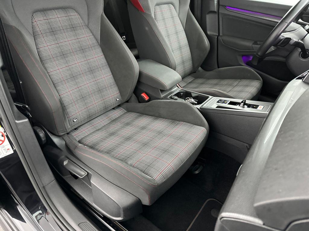 Volkswagen Golf 2.0 tsi gti | camera | harman kardon | head-up-display