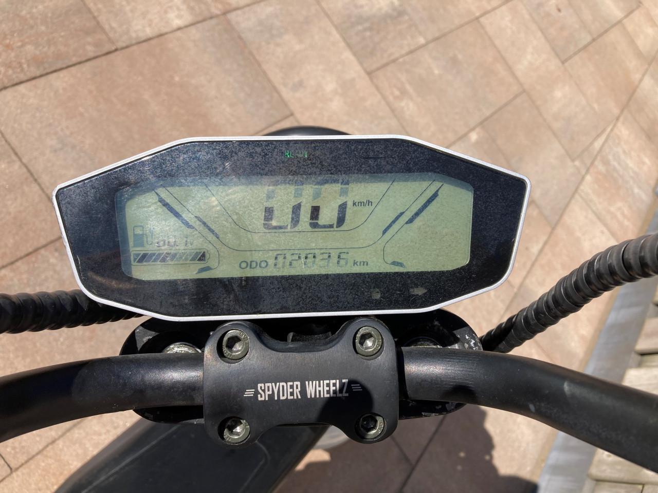 Spyder Wheelz e-scooter