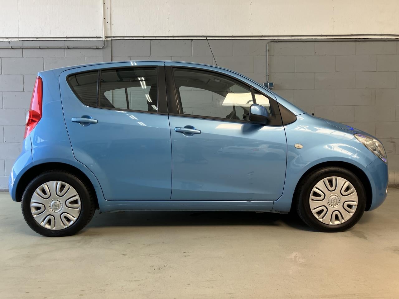 Opel Agila