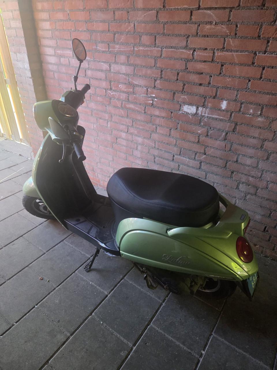 Snorscooter, Razzo Latina