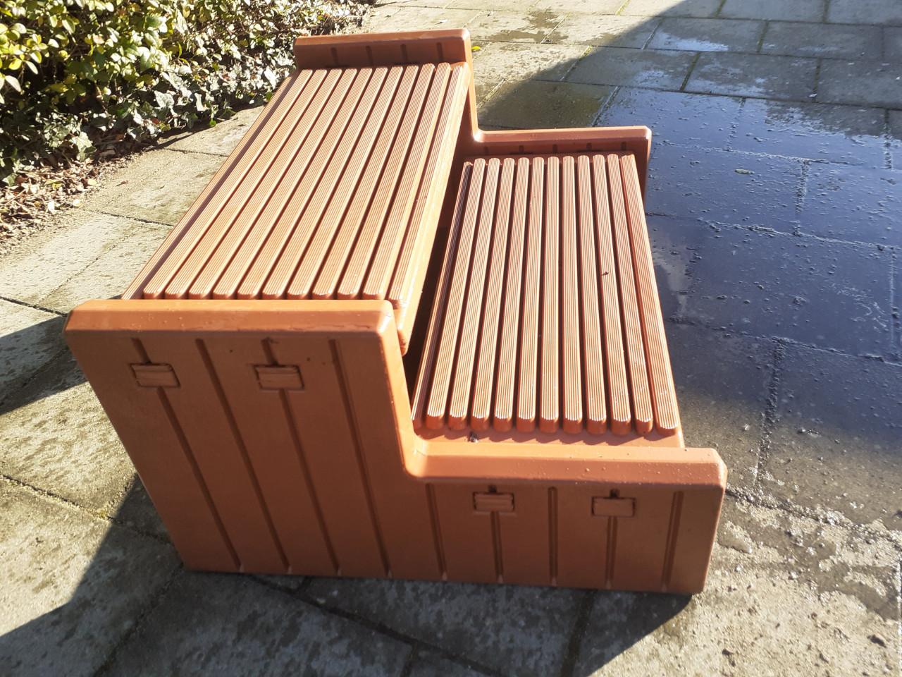 2 x Grote *** OPSTAP *** 80cm brede trap voor caravan 2-treden