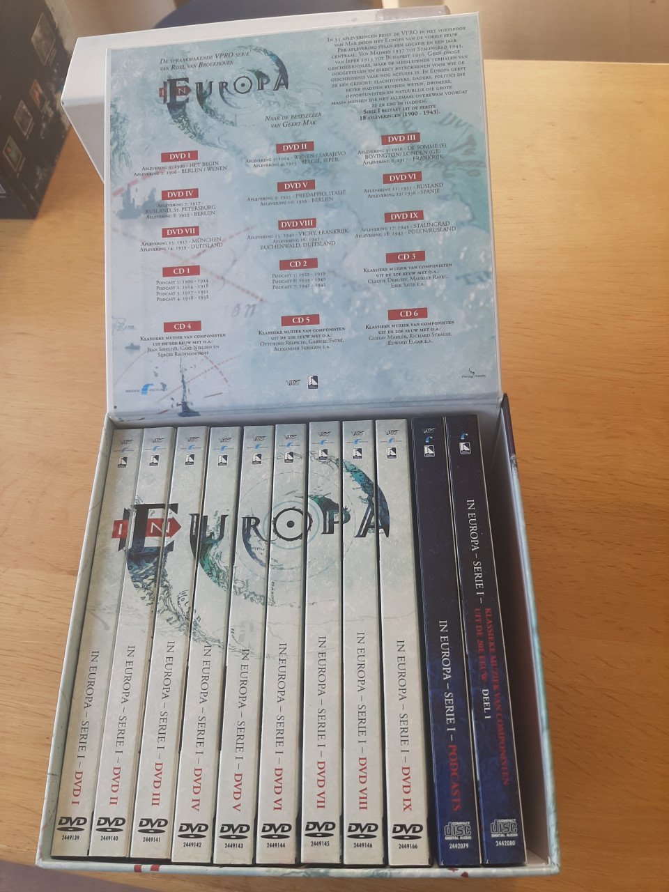 In Europa, 2 series DVD's van Geert Mak