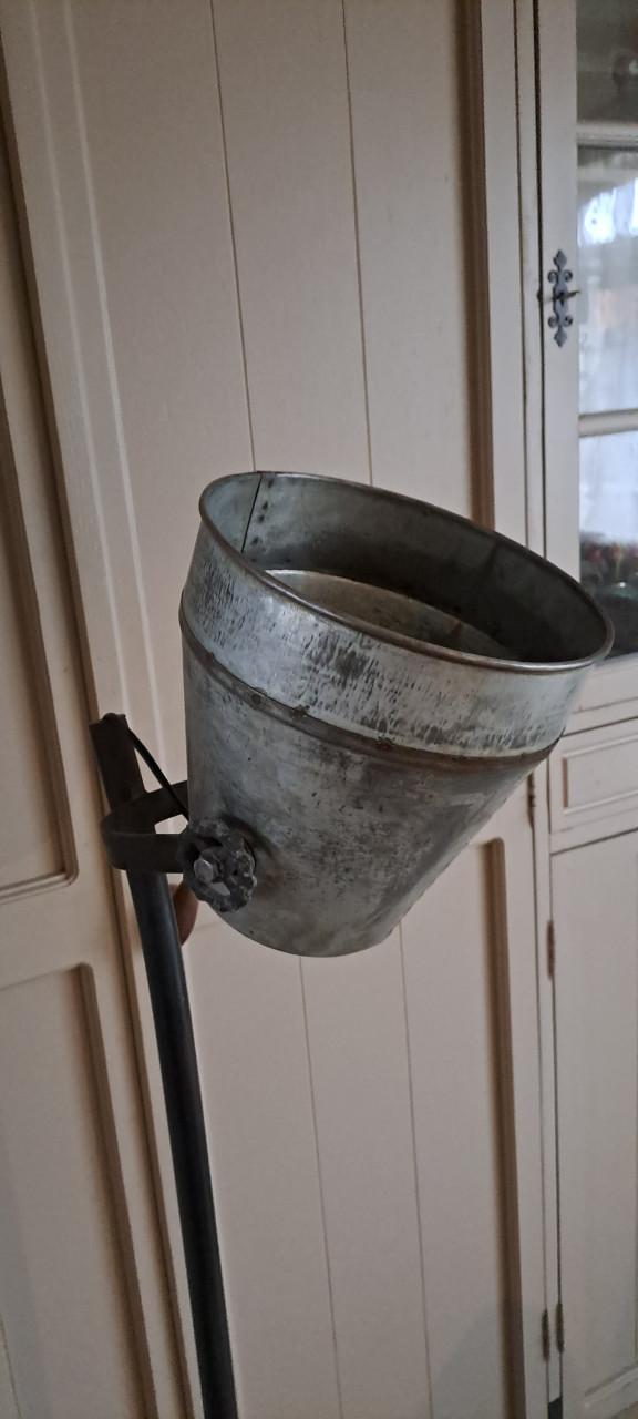 Industriële vloerlamp