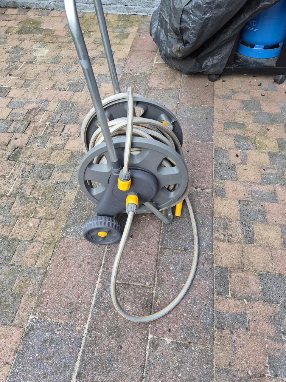 Tuinslanghaspel 25 meter merk Hozlock