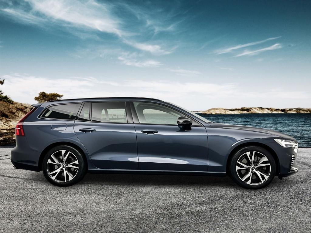 Volvo V60 t6 398pk recharge r-design| camera| trekhaak| stoel+stuur.verw|