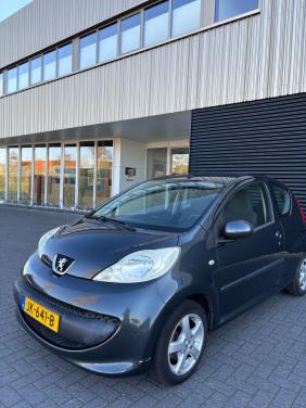 Peugeot 107 1.0 12V 3DR 2006 Grijs