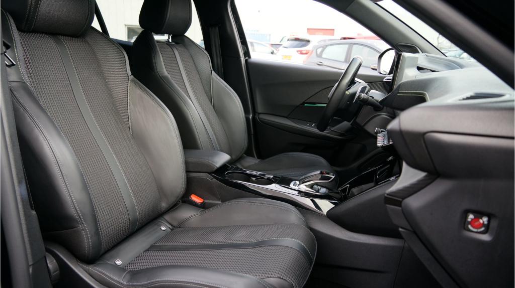 Peugeot 2008 1.2 puretech gt rijklaar incl garantie