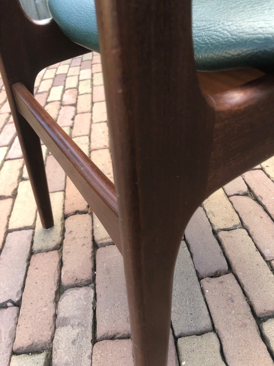 4 vintage eettafel stoelen.