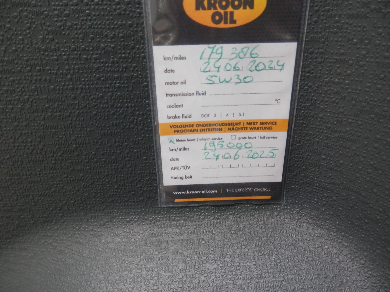 Auto Garant Biedt Aan: Ford KA 1.2 Titanium