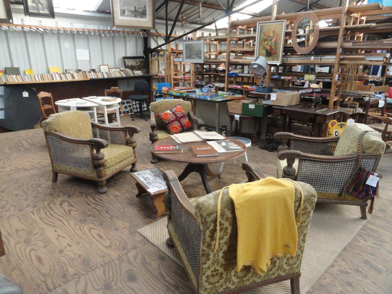 Rommelmarkt / Schuurverkoop