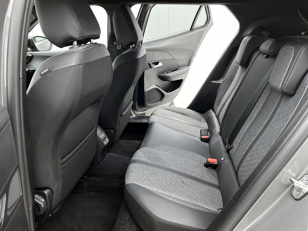 Peugeot 2008 1.2 hybrid 145 allure | rijklaar |
