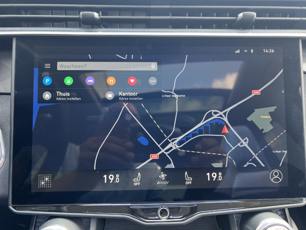Lynk & Co 01 1.5 261pk plug in hybrid , panodak , 360gr camera , adaptive c