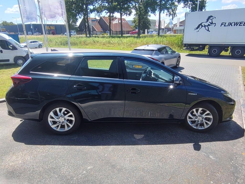 Toyota Auris touring sports 1.8 hybrid | automaat