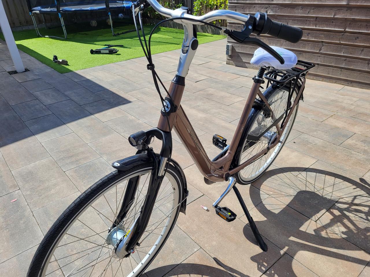 Gazelle Orange C7 Plud LTD 2025