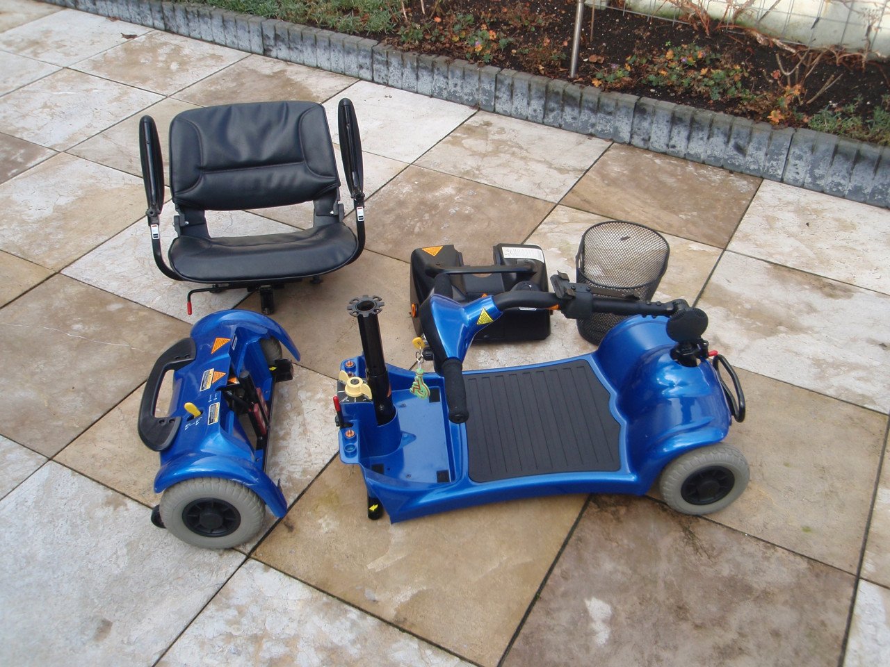 Opvouwbare Sterling 4wiel scootmobiel met afneembaar accupakket