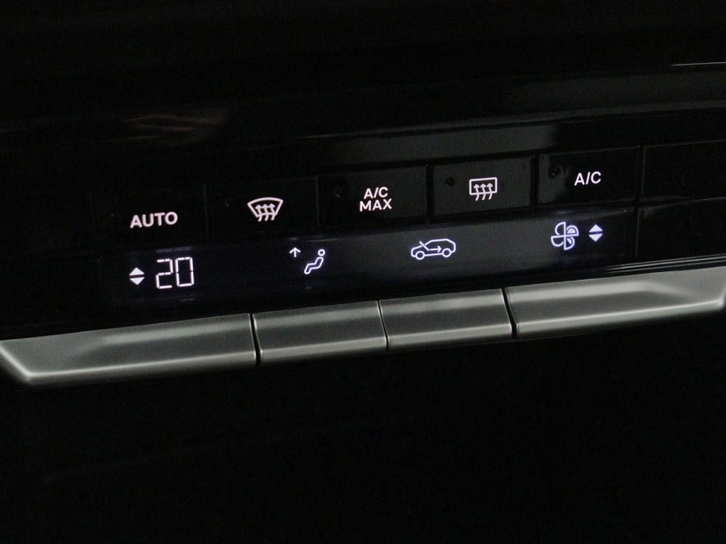 Citroen C3 1.2 turbo 100pk max | rijklaar | navigatie | apple carplay | lm 
