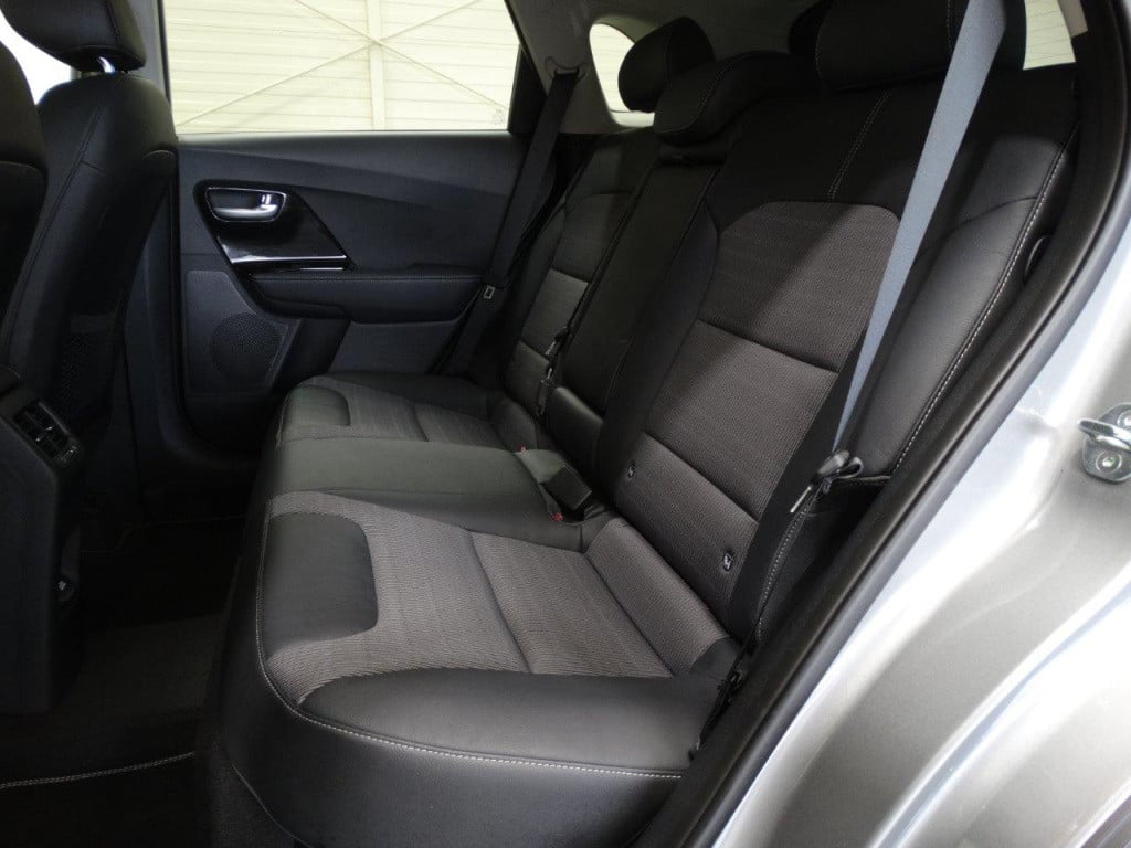 Kia Niro 1.6 gdi phev 141pk dct6 dynamicplusline