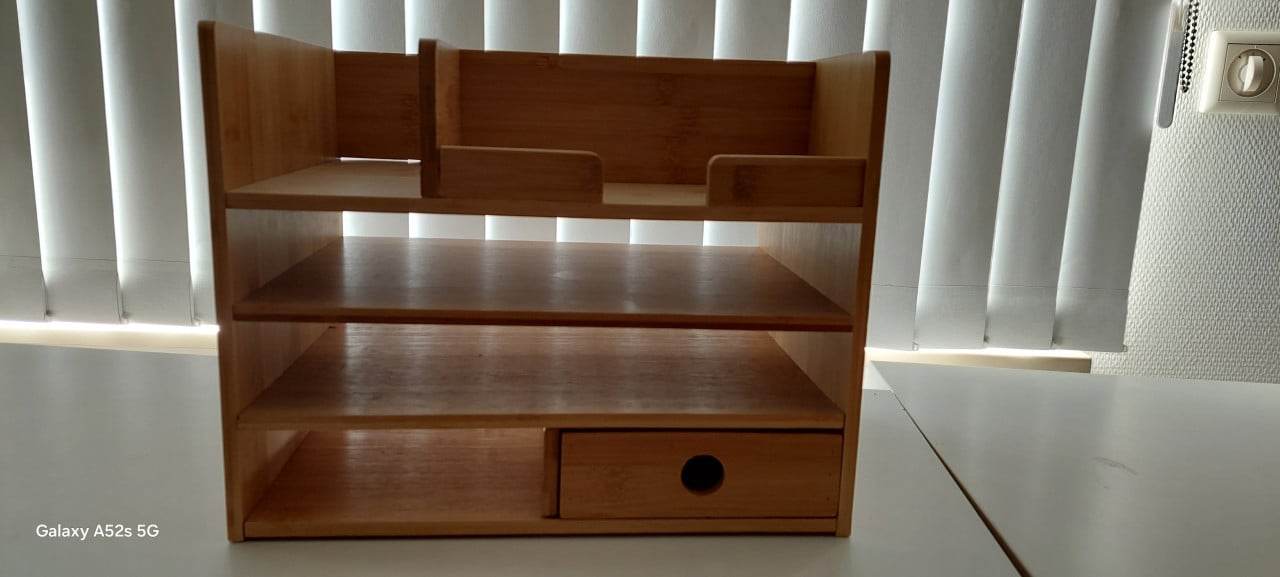 Bureau organizer.