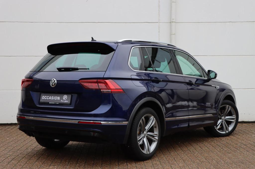 Volkswagen Tiguan 1.4 tsi comfortline business r | panoramadak | trekhaak |