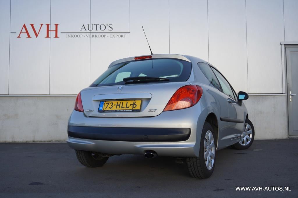 Peugeot 207 1.4 vti look
