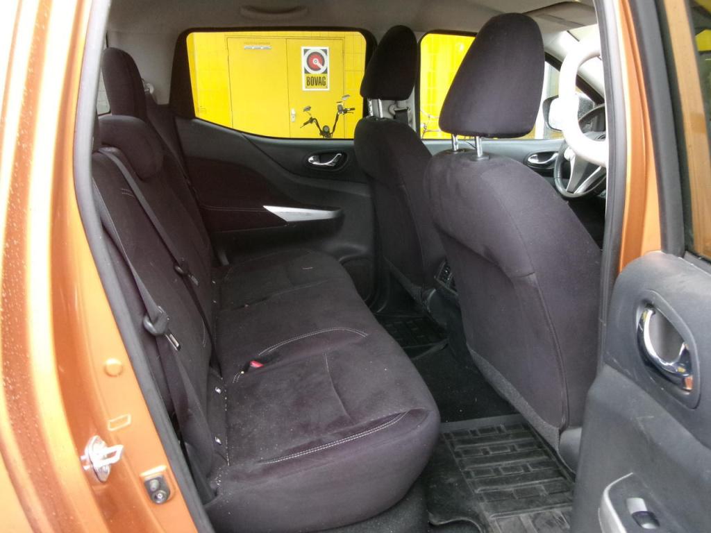 Nissan Navara 2.3 dci 190pk airco, st.verw., nav., 360 cam.