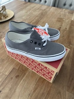 Vans maat 38.