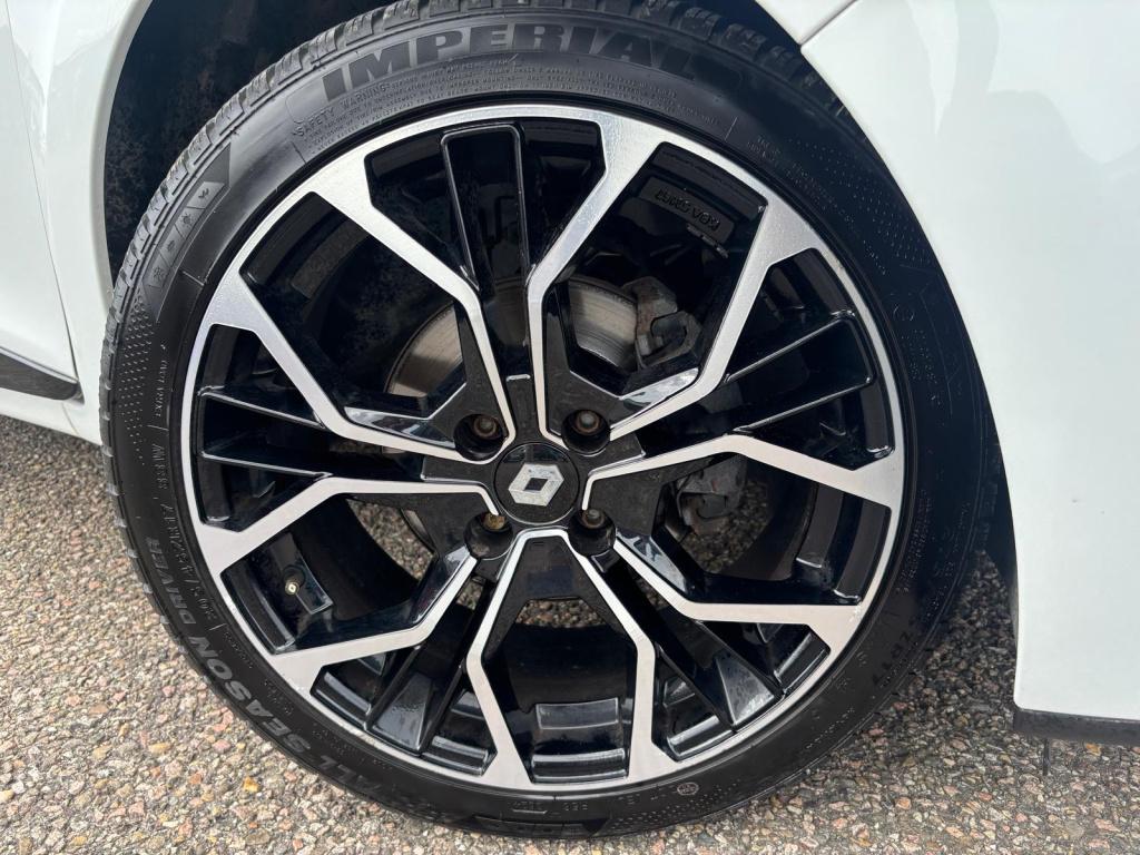 Renault Clio energy tce limited