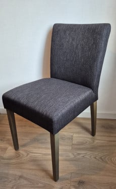4 eetkamer stoelen