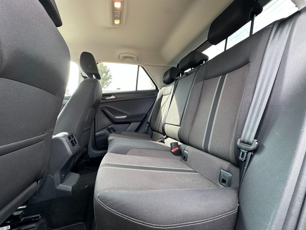 Volkswagen T-roc 1.0 tsi style 1e eigenaar carplay dab+ pdc v+a