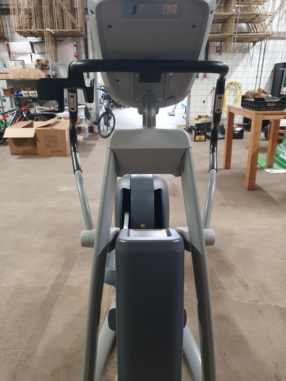 Precor crosstrainer
