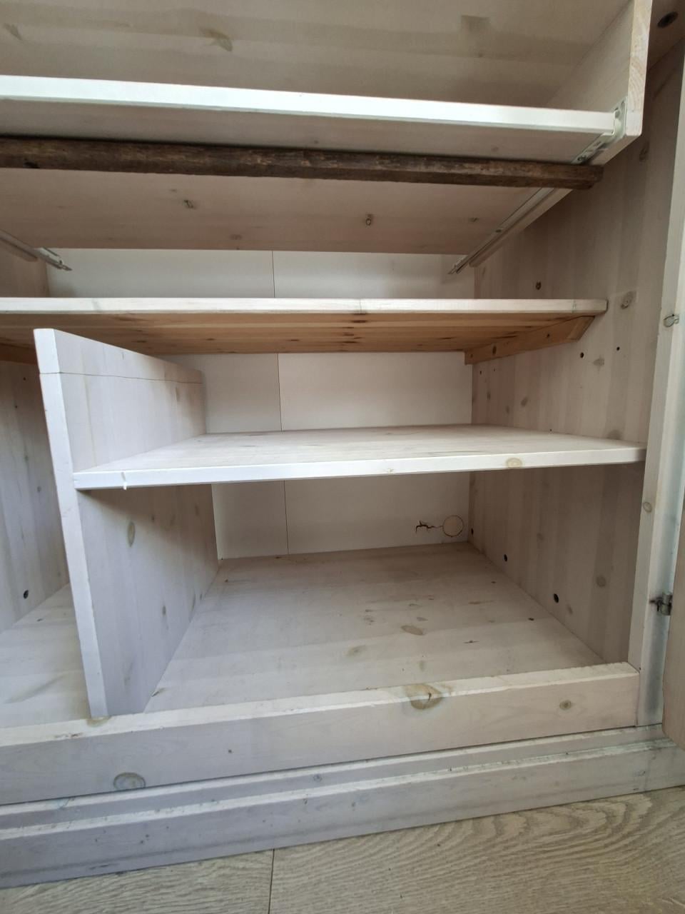Hoge kast