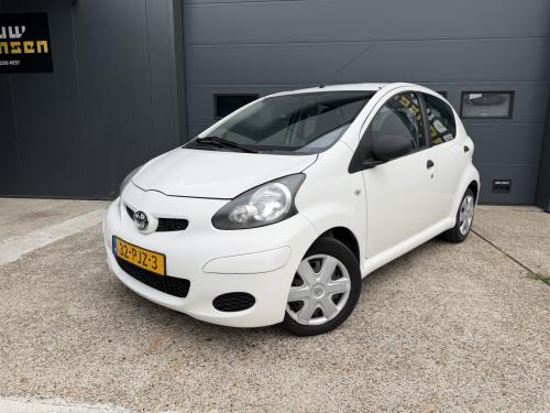 Toyota Aygo 1.0 12V Vvt-i 5DRS 2011 Wit Airco Apk Nap Navi