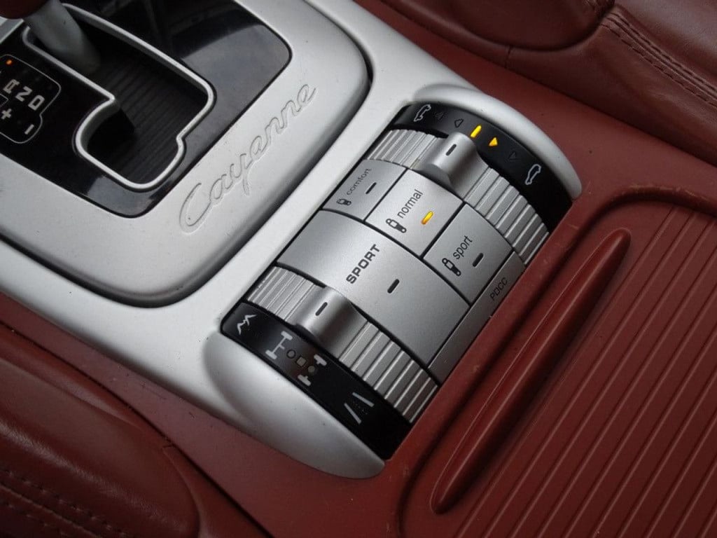 Porsche Cayenne 4.8 turbo 500pk | pano