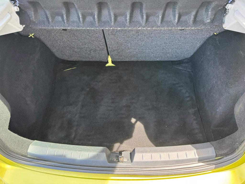 Seat Ibiza 1.4 stylance * carplay * airco * nieuwe apk * pdc