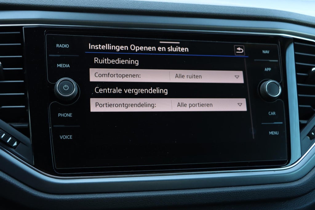Volkswagen T-roc cabrio 1.5 tsi r-line