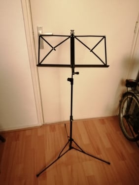TE KOOP : K&M LESSENAAR 15 euro