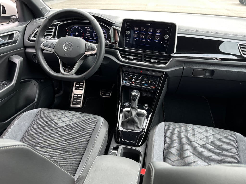 Volkswagen T-roc 1.5 tsi 150pk dsg r-line | camera | keyless | elek. achter