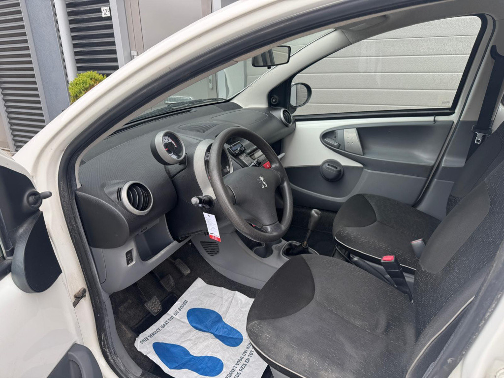 Peugeot 107 1.0-12v xs/nap/apk/airco/