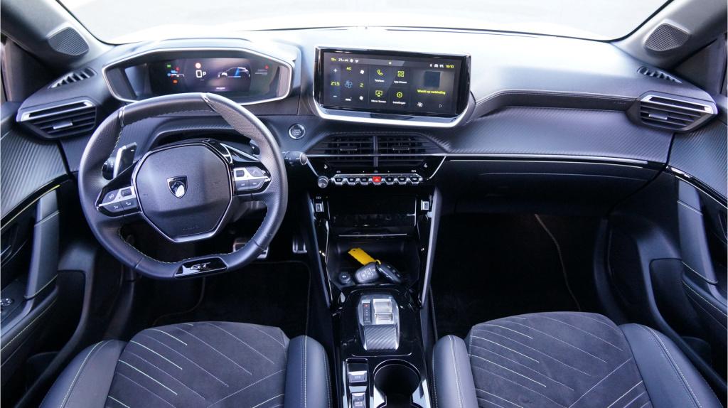 Peugeot 208 hybrid 136 e-dcs6 gt rijklaar incl garantie