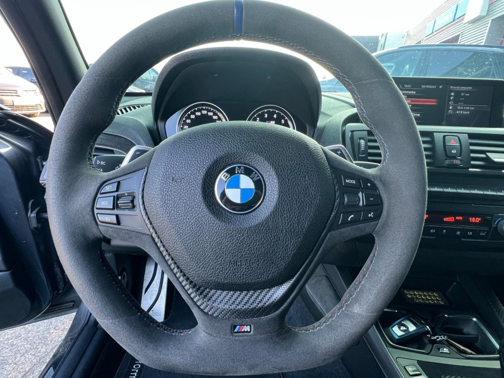 BMW 1 Serie m135i xdrive high executive, customized, stage 2 437 pk!