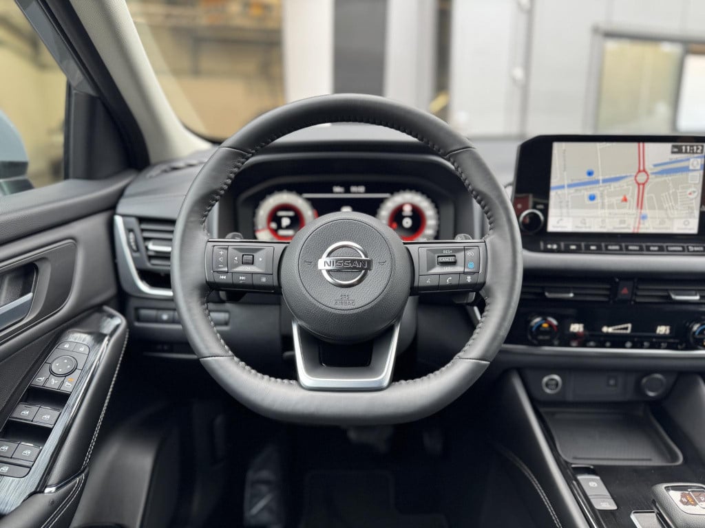Nissan Qashqai 1.3 mhev xtronic premiere edition incl. trekhaak!