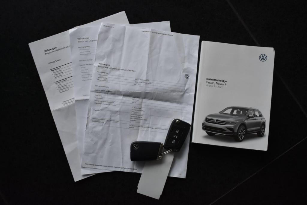 Volkswagen Tiguan 1.5 tsi r-line | black style | panoramadak | nap | camera