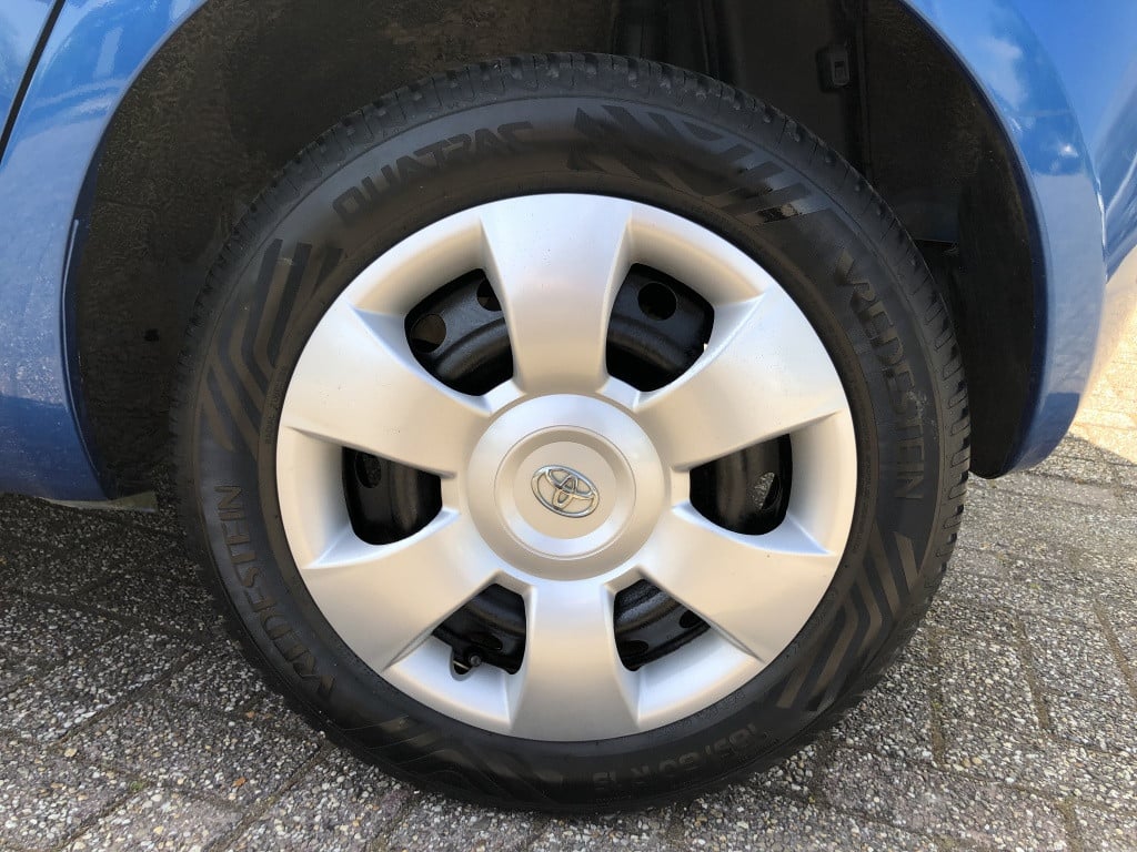 Toyota Yaris 1.3 vvti terra airco