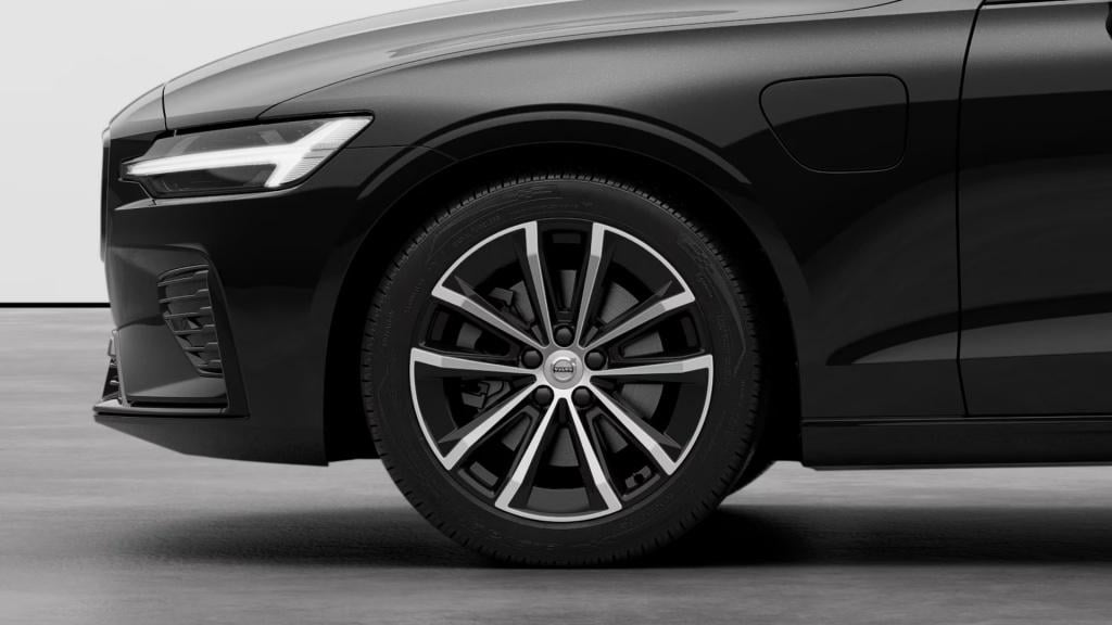 Volvo V60 plus dark recharge plug-in hybrid awd