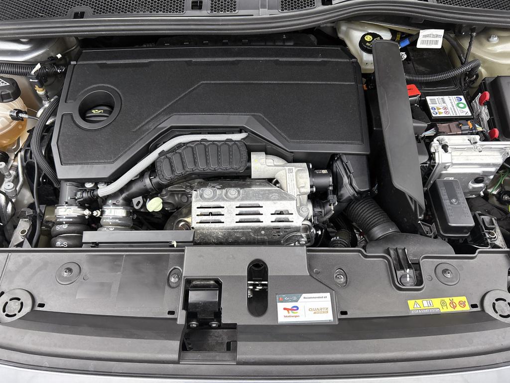 Peugeot 208 1.2 hybrid 110 e-dcs6 allure | rijklaar | camera achter | adapt