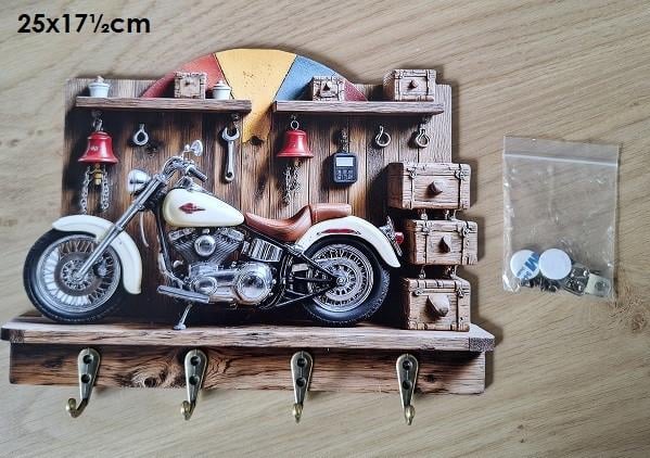Houten Sleutelhangers met Harley's Voor Aan de Muur