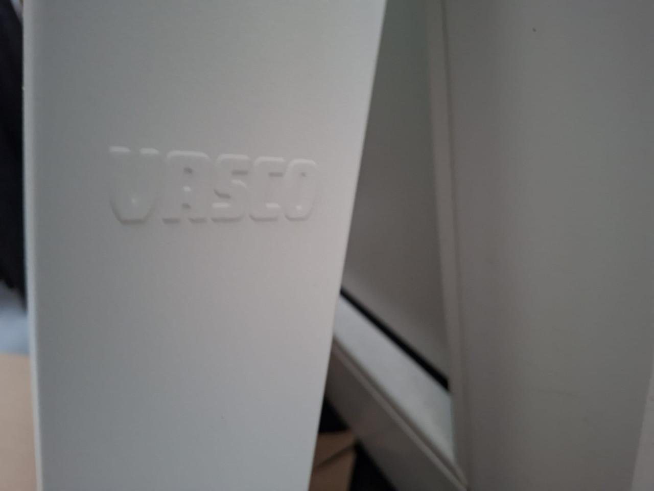 Vasco Flatline radiator 40x40cm S600 White Fine Texture