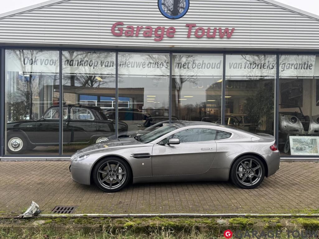 Aston Martin V8 Vantage 4.3 v8 handgeschakeld, 55000km!