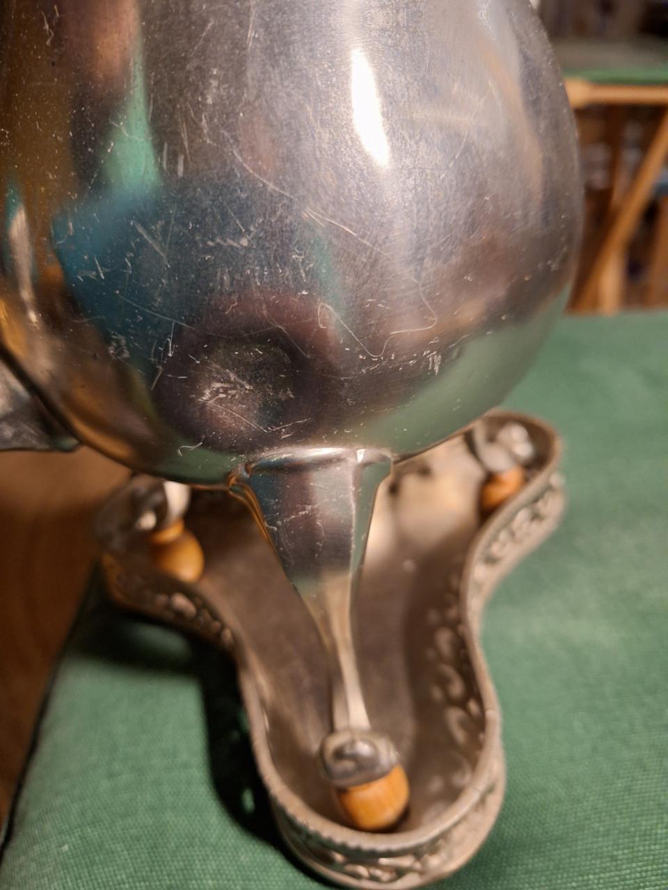 Vintage tinnen koffiepot